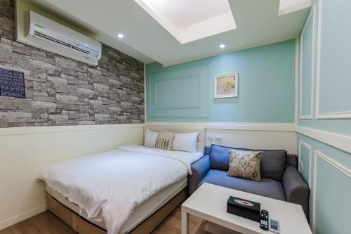 1 twin bed