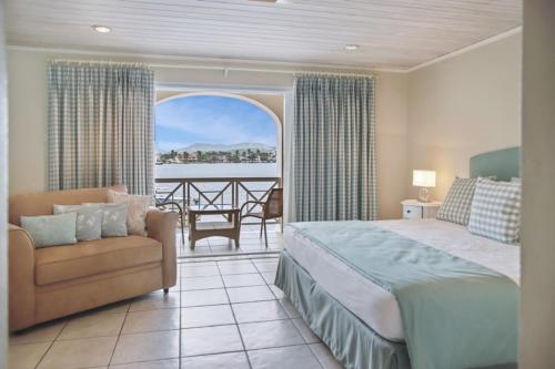 The Harbour #6 - 2 Bedrooms in Rodney Bay townhouse