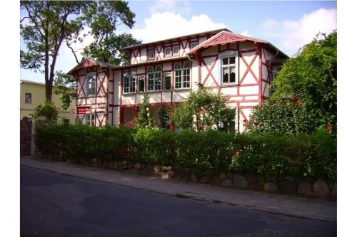 Villa Gundula nur 600m bis zum Ostseestrand in Zinnowitz, Deutschland