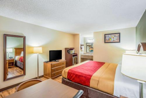 Econo Lodge Huntington - Barboursville University Area in Huntington, USA