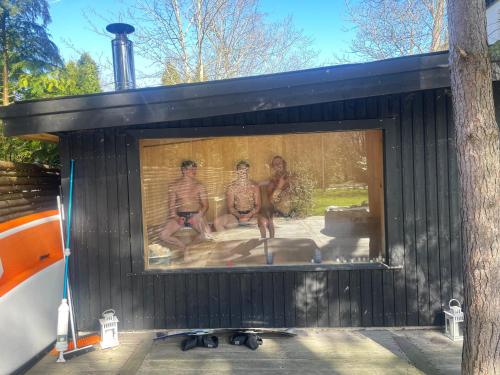  Luxurious 10 bed Spa house, beach, forest, sauna, zen in Vedbæk