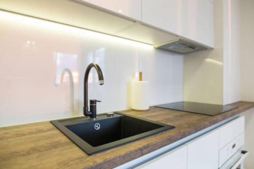 Apartment with Sea View image 5