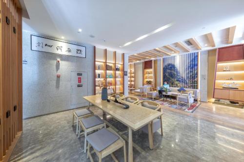 Atour Hotel Lhasa Potala Palace in Chengguan