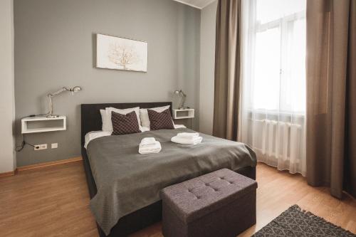 Superior One-Bedroom Apartment image 8