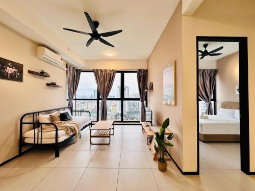 New 2BR or 3BR Cozy Urban Suite Homestay at Georgetown8-10pax by URBAN STAYCATIONS