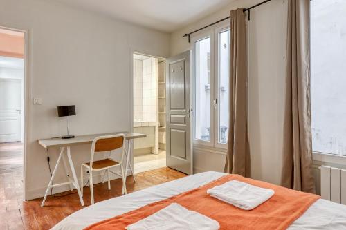 Spacious & lovely flat-Up to 10 guests-Paris 10, Parigi (foto 6)
