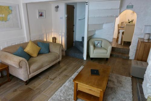 Drift Cottage - Fishermans Cottage Brixham harbour