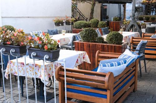 Garni Hotel Le Petit Piaf - image 6