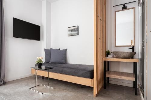 Apartment with Balcony image 7