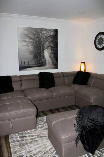 Relax in spacious Hoover condo in Hoover, USA