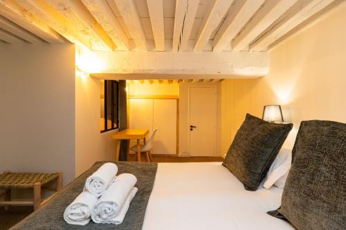 DIFY Opera Diva - Hotel de Ville