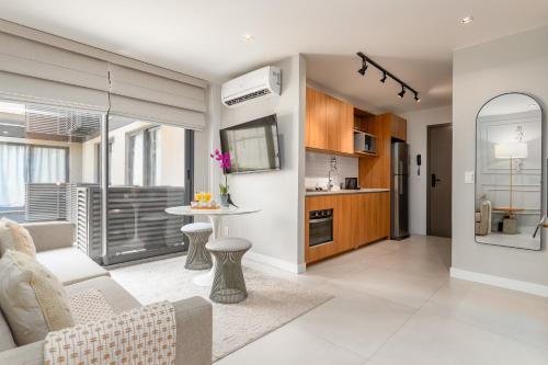 Bossa Design Apartments - Steps from Ipanema Beach, Rio de Janeiro (photo 8)