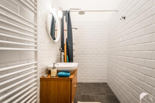 Grand Avenue Apartment, Budapest (photo 9)