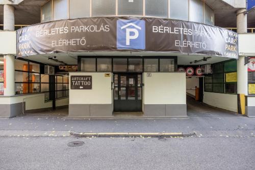 Lavender Apartment, Budapest