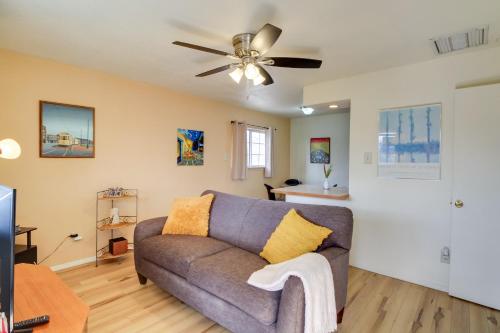 Cozy Albuquerque Apartment Less Than 1 Mi to Downtown! in Albuquerque, USA
