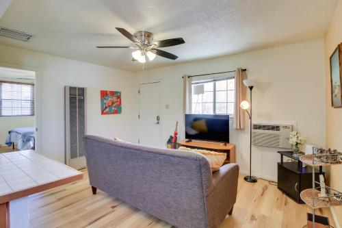 Cozy Albuquerque Apartment Less Than 1 Mi to Downtown! in Albuquerque, USA