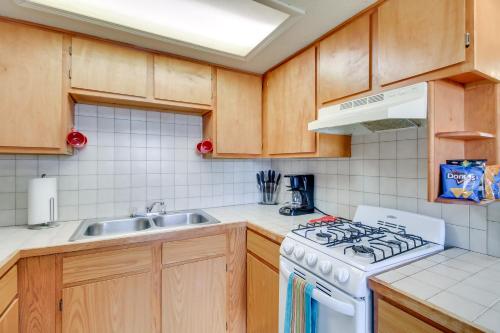 Cozy Albuquerque Apartment Less Than 1 Mi to Downtown! in Albuquerque, USA