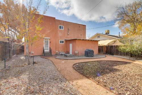 Charming Albuquerque Apartment Near Old Town!