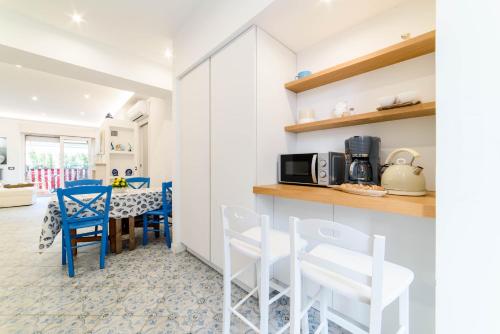 Apartment with Terrace image 2