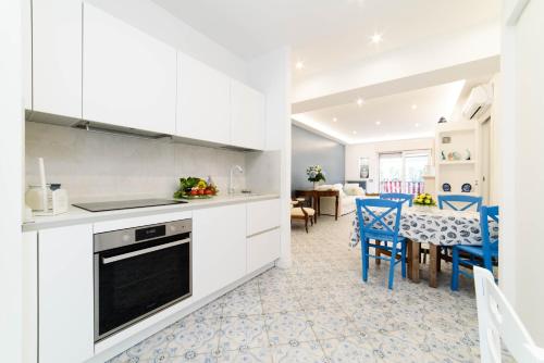 Apartment with Terrace image 1