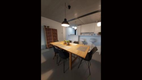Seadmed, Ludovic - 3 bedroom apartment in Essen