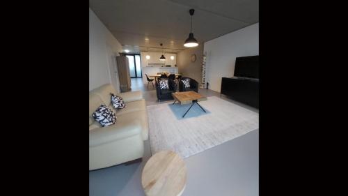 Ludovic - 3 bedroom apartment in Essen