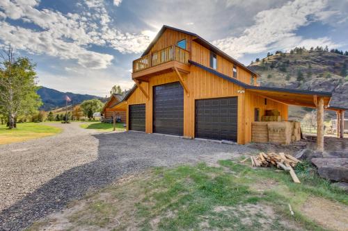 River Front Ranch Montana Retreat Fishing Haven