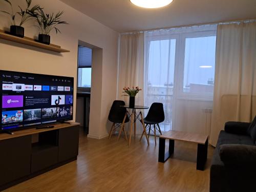 KAWALERKA 28M SALON Z KUCHNIĄ CENTRUM NOWY SĄCZ