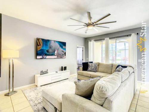 4BD Cozy Resort Home Private Pool BBQ Grill in Kissimmee, USA