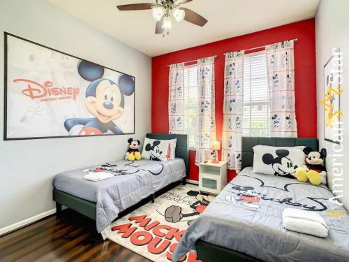 4BD Cozy Resort Home Private Pool BBQ Grill in Kissimmee, USA