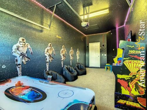 4BD Cozy Resort Home Private Pool BBQ Grill in Kissimmee, USA
