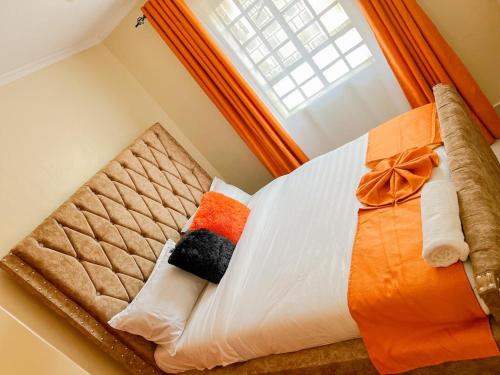 B&B Nakuru - Cabre Apartments - Vibrant Haven - Bed and Breakfast Nakuru