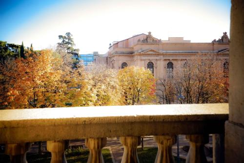 Bergamo Inn 43 - image 2
