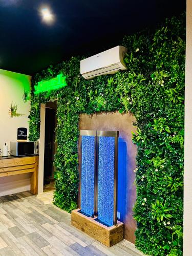 L'appar-T loft avec Spa privatif et jardin in กีรส์