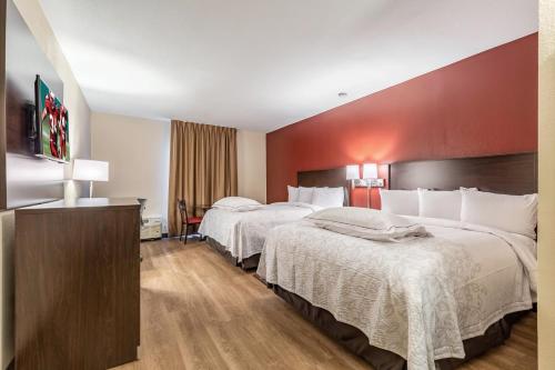 Premium Room with Two Queen Beds Smoke Free (Upgraded Bedding and Snack Box)