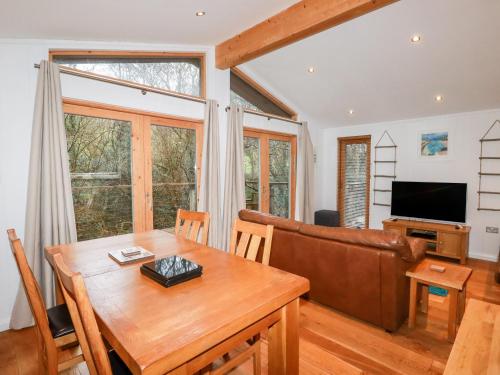 Exterior view, 2 Stonerush Valley in Lanreath