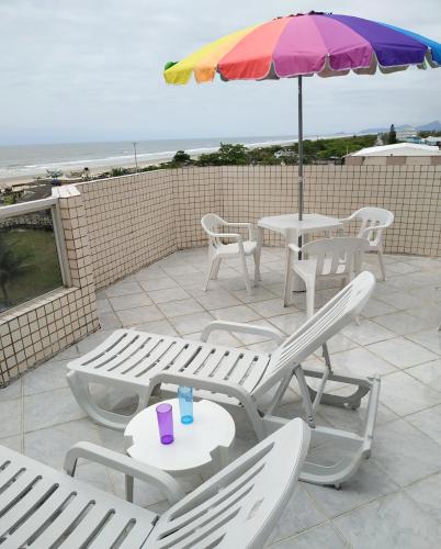 Apartamento de cobertura na beira mar e de frente para o mar. Vista maravilhosa.