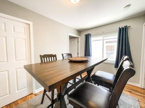 New Bungalow! / Central Location Near Fairgrounds in Pueblo, USA