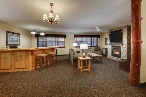 Létesítmények, Stoney Creek Hotel Quad Cities - Moline near Quad City nemzetközi repülőtér