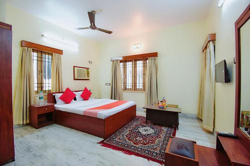 B&B Durgapur - OYO Retro Residency - Bed and Breakfast Durgapur