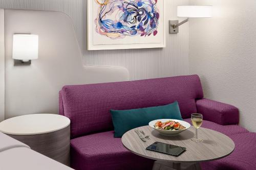 511335342 Crowne Plaza Atlanta Perimeter at Ravinia by IHG