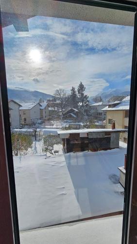 One-Bedroom Apartment with View image 6