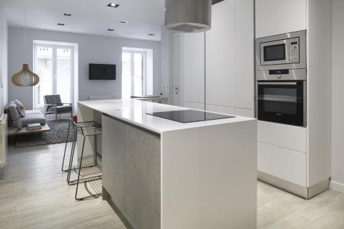 Soraluxe by FeelFree Rentals - image 3