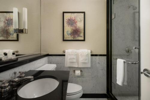 Bathroom, The Manhattan Club in New York (NY)