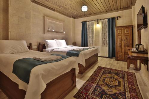 Cappadocia View Suit - Tap to explore photos