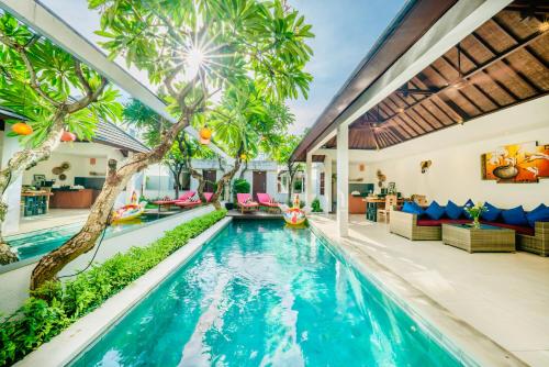 Villa Olli with Private Pool in the Heart of Seminyak - Free WI-FI and Netflix