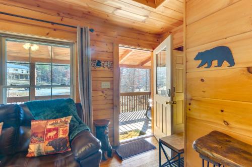 Wardensville Cabin with Hot Tub, Creek and Fire Pit! in Wardensville, USA