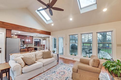 Midway Home on 22 Acres Near Bourbon Trail! in Frankfort, USA