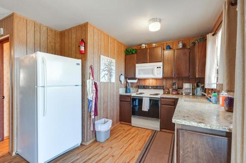 Strawberry Townhouse Walk to Leland Snowplay! in Pinecrest (CA)