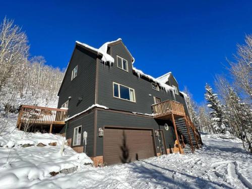 Aspen Ridge-Mountain Adventure House